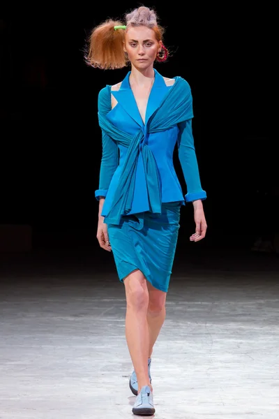 Look 40